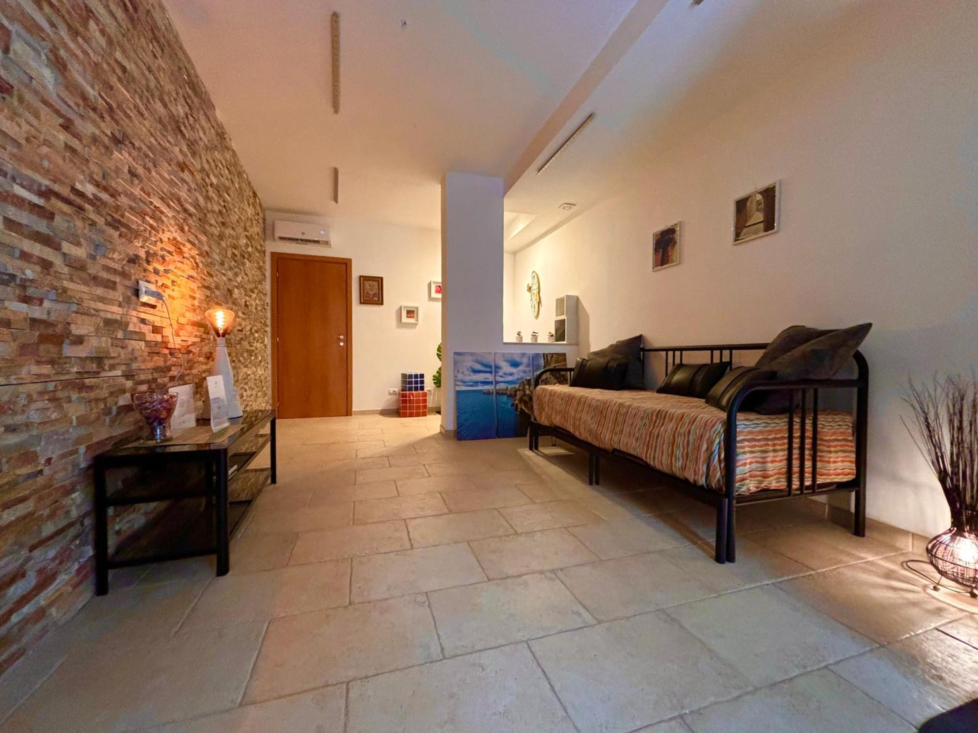 Dadu 14 Hotel Бари Екстериор снимка