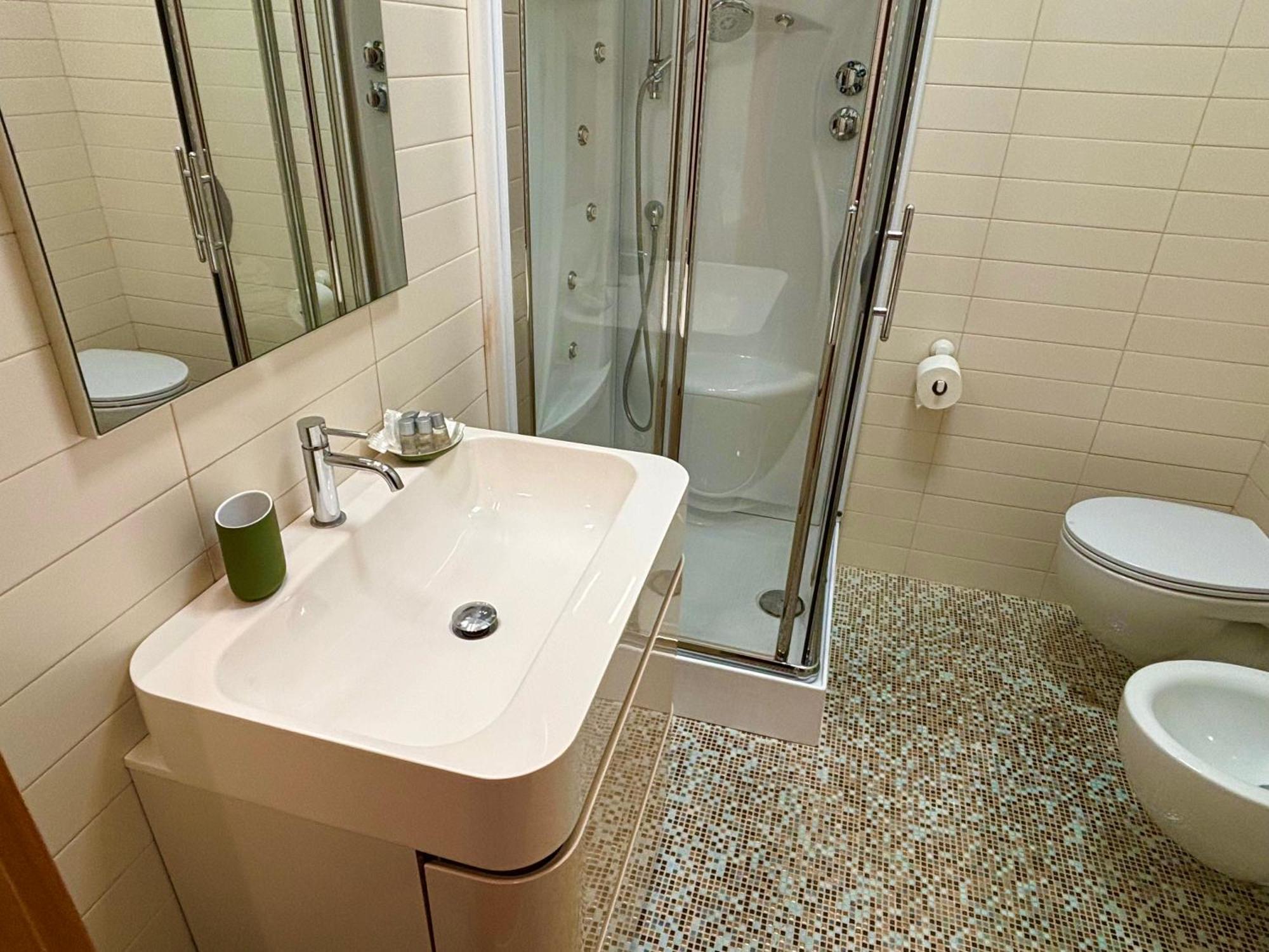Dadu 14 Hotel Бари Екстериор снимка