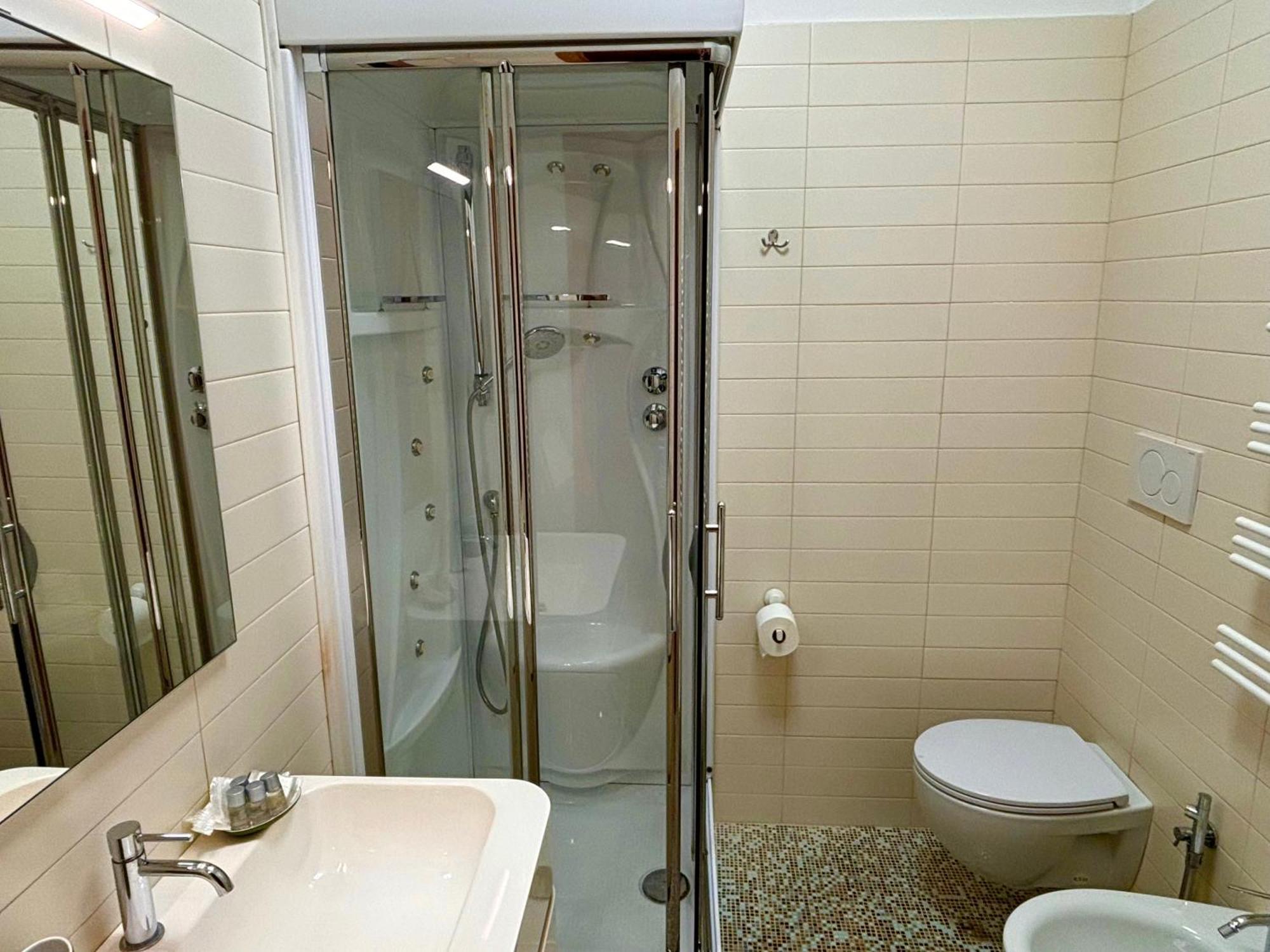 Dadu 14 Hotel Бари Екстериор снимка
